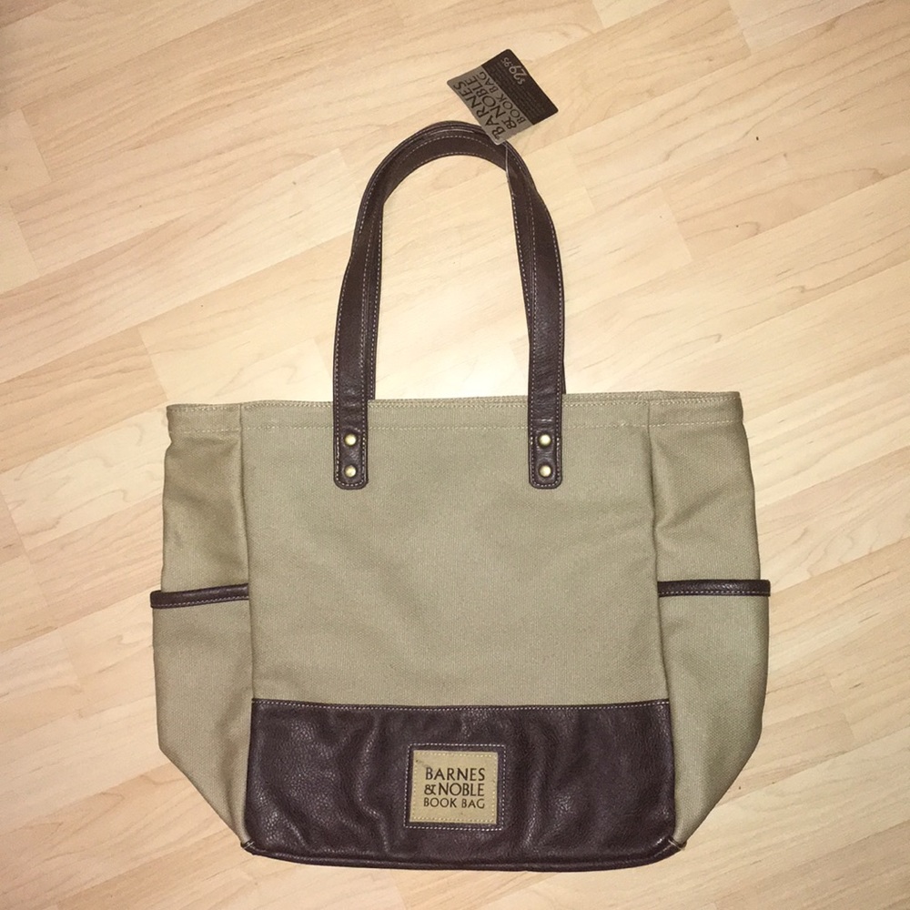 Barnes and Noble Book Bag